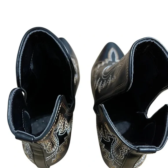 Women’s Black and Gold Western Booties - Picture 5 of 7